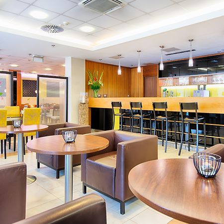 Achat Hotel Будапеща Екстериор снимка
