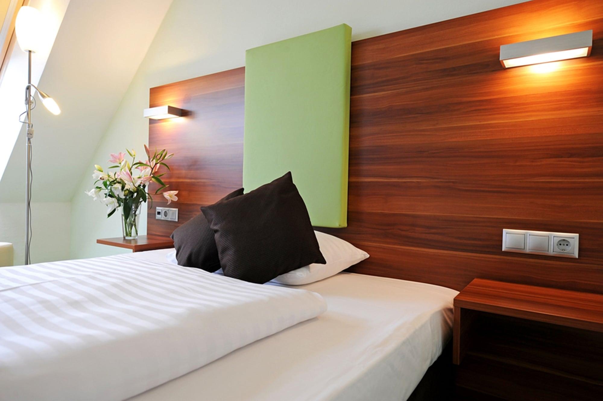 Achat Hotel Будапеща Екстериор снимка