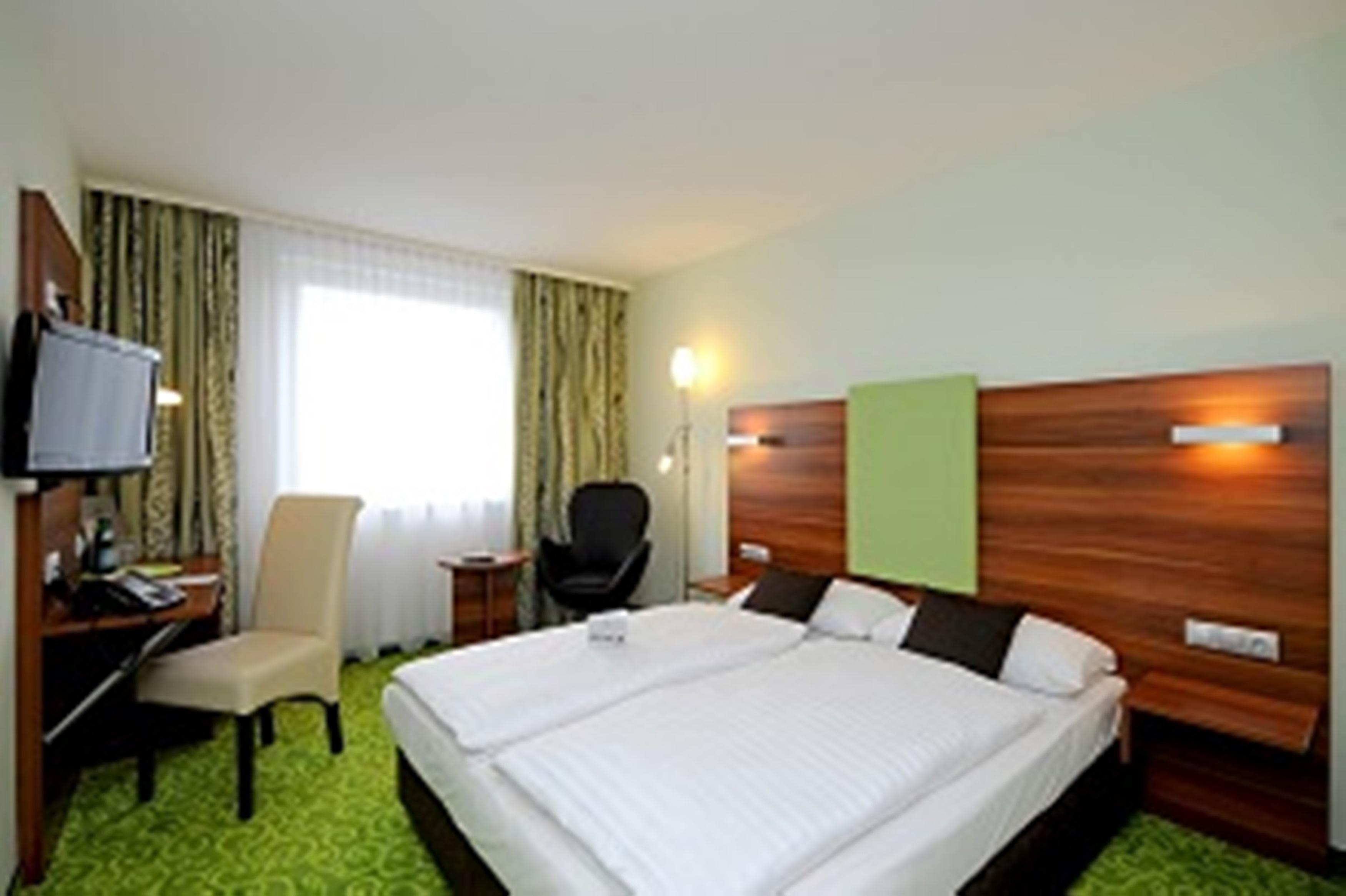 Achat Hotel Будапеща Екстериор снимка