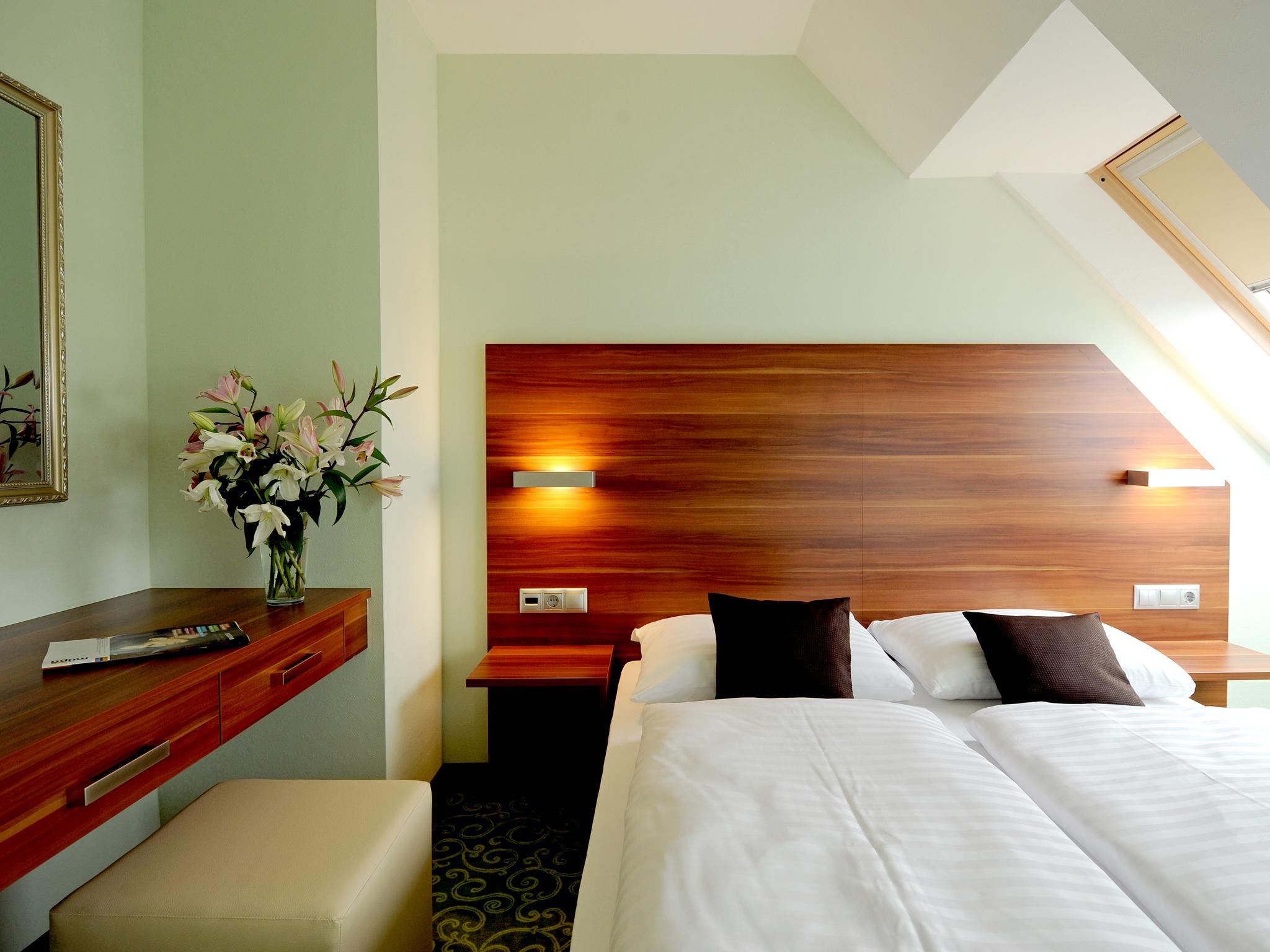 Achat Hotel Будапеща Екстериор снимка