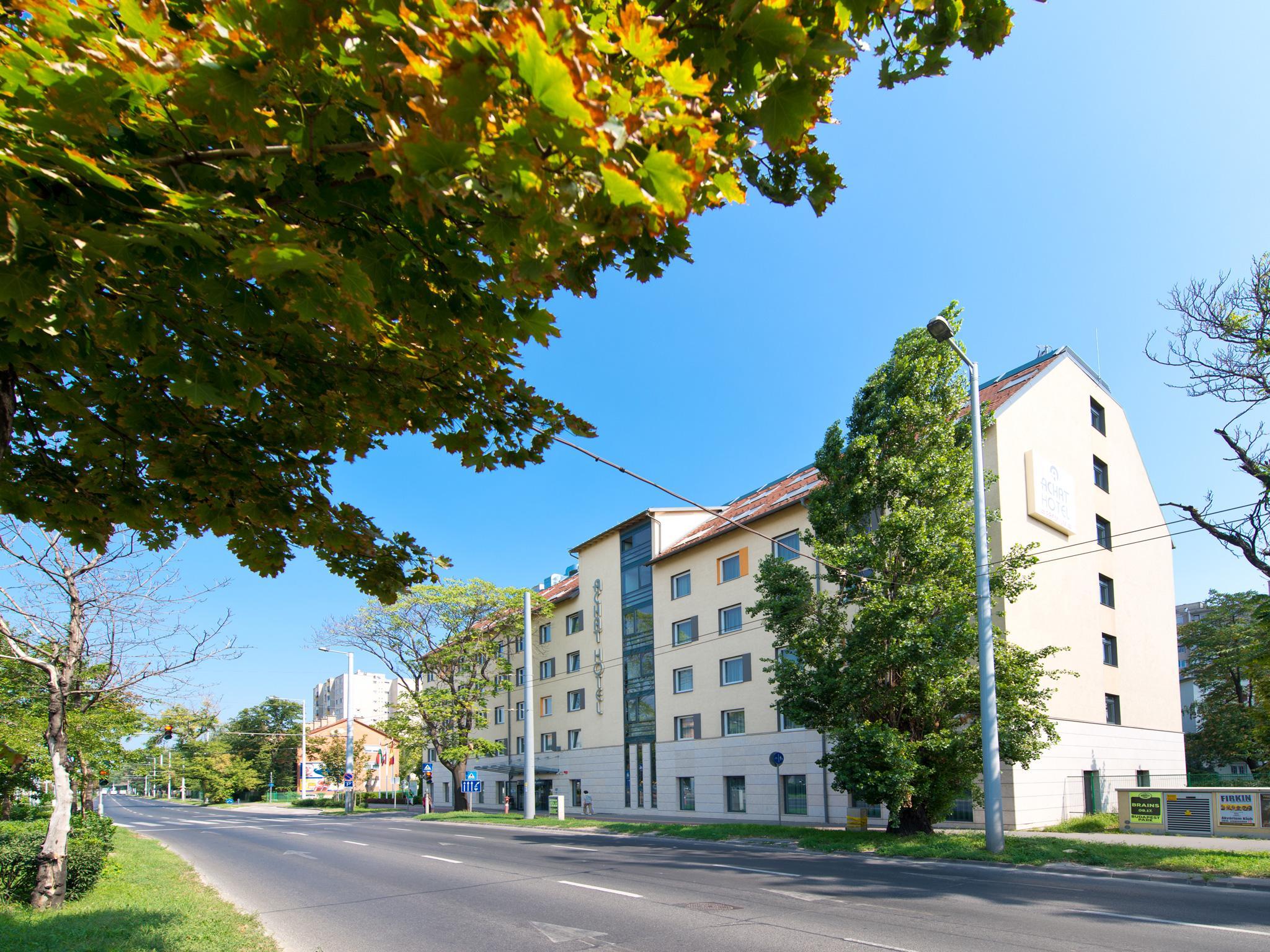 Achat Hotel Будапеща Екстериор снимка