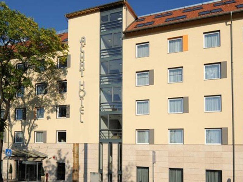 Achat Hotel Будапеща Екстериор снимка