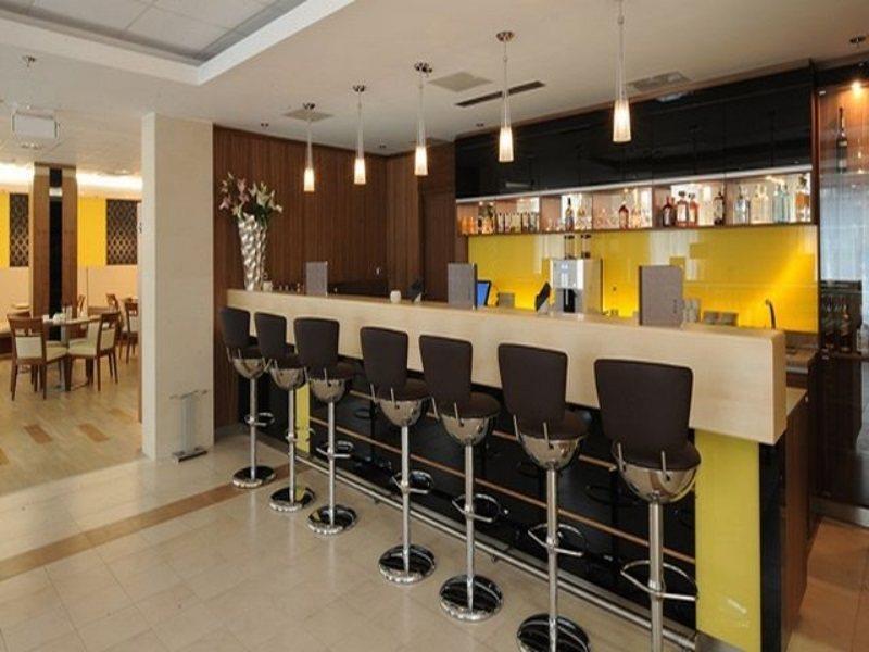 Achat Hotel Будапеща Екстериор снимка